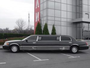 Лимузина за 6 човека